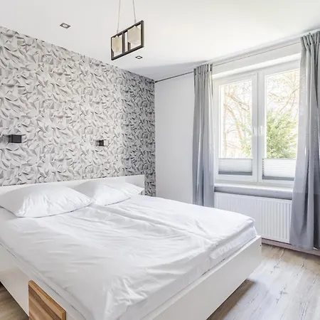 Plac Dabrowskiego アパート