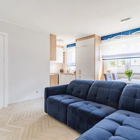 Plac Dabrowskiego * ウストカ