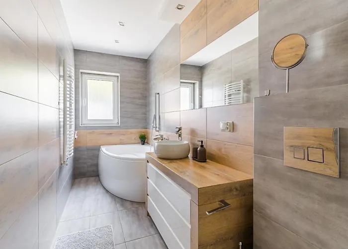 Plac Dabrowskiego Apartman *