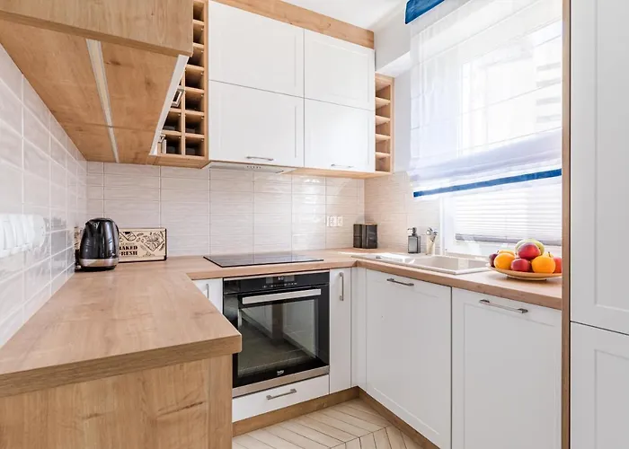 Plac Dabrowskiego Apartman *